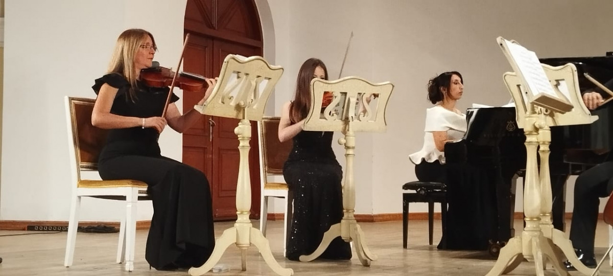 “Mystery Ensemble” musiqiçiləri “Miyadzakinin yuxusu” konsert proqramını təqdim ediblər